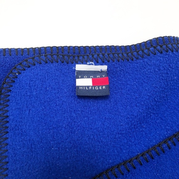 Tommy Hilfiger 90’s blue fleece scarf - Picture 2 of 4